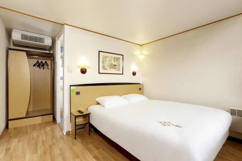 Greet Hotel Chatellerault